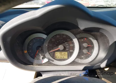 2011 Toyota Rav4 z USA, uszkodzony, nr VIN JTMZF4DV4B5040266